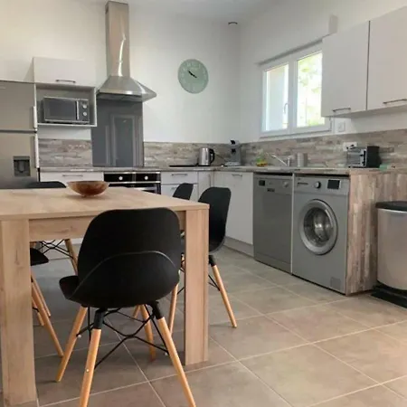 Maison Presqu'ile De Giens, Proximite Des Plages Йер